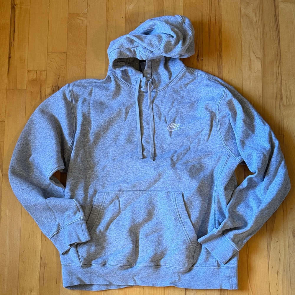 Nike sweatshirt